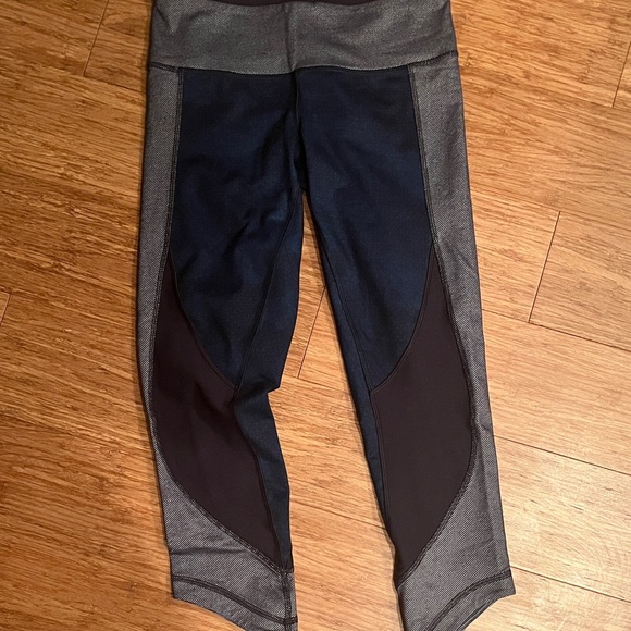 lululemon athletica Pants - LuluLemon Colorblock Active Leggings - Navy & Gray size 4